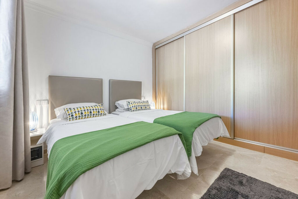 Middle Floor Apartment La Mairena Málaga - image 27