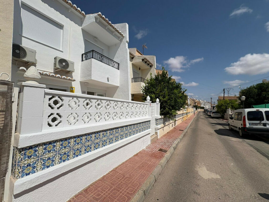 Bungalow Torrevieja Alicante - image 27