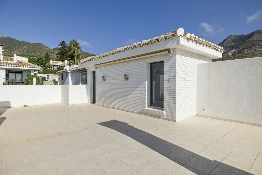 Semi-Detached House Benalmadena Pueblo Málaga - image 27