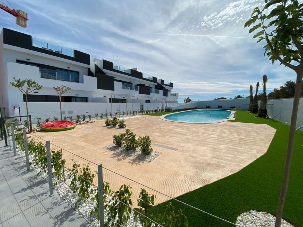 Townhouse Los Balcones Alicante - image 27