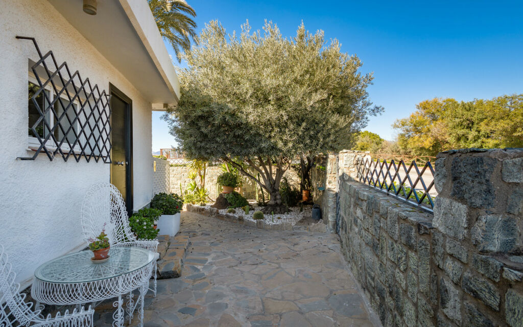 Detached Villa Nueva Andalucía Málaga - image 27