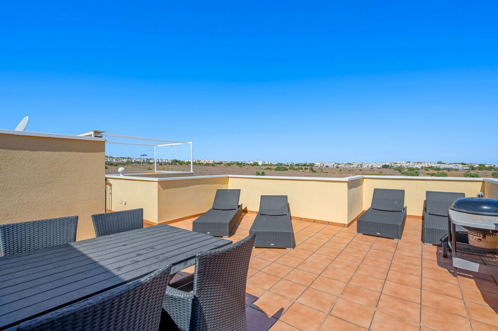 Penthouse Villamartin Alicante - image 27