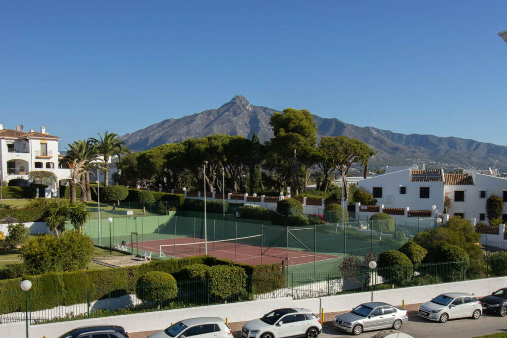 Penthouse Nueva Andalucía Málaga - image 27
