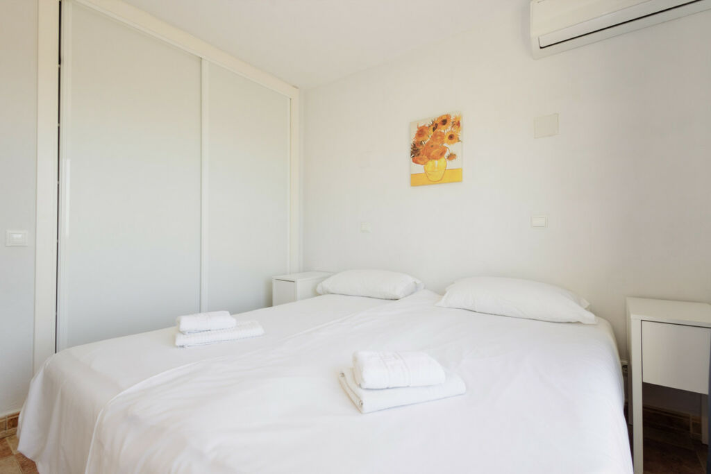 Semi-Detached House Costabella Málaga - image 27