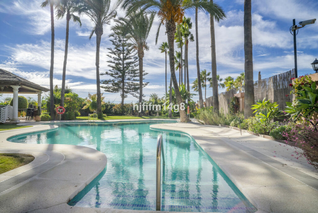 Ground Floor Apartment Puerto Banús Málaga - image 27