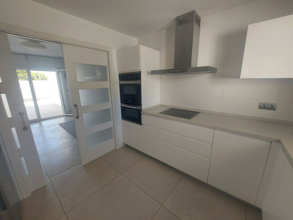 Detached Villa Albir Alicante - image 27