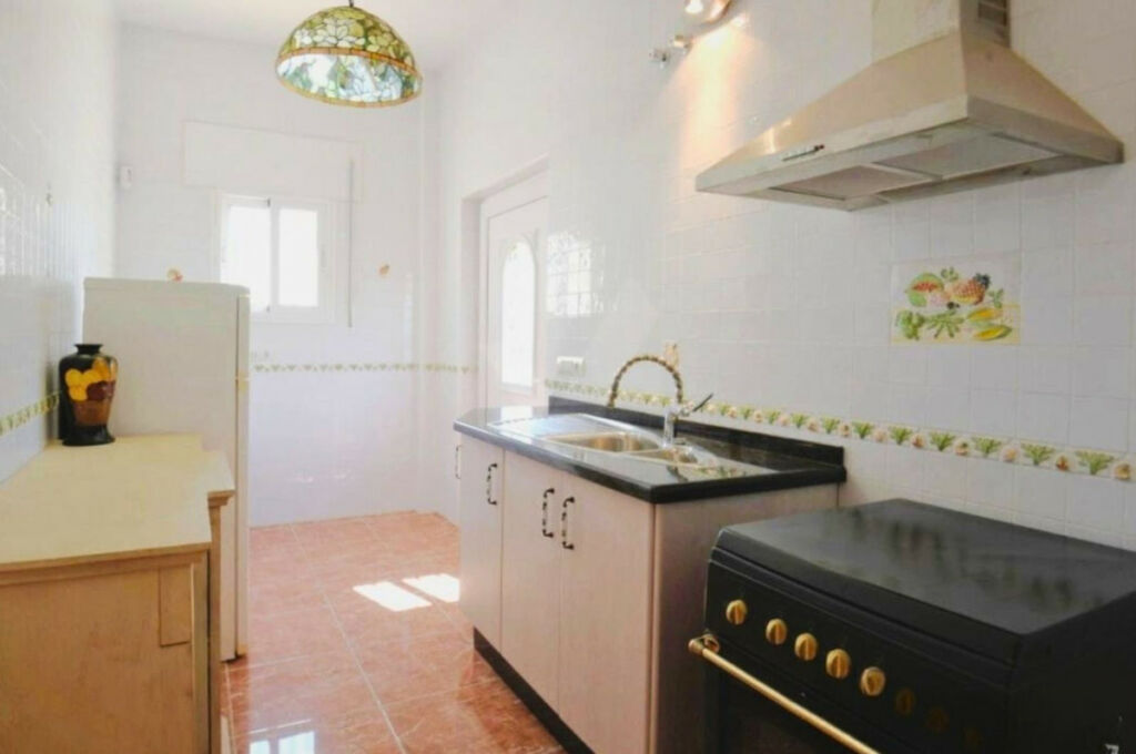Detached Villa Sayalonga Málaga - image 27