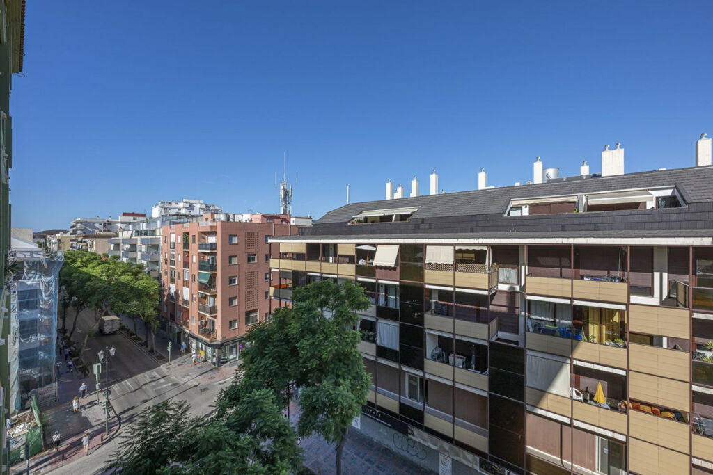 Middle Floor Apartment Fuengirola Málaga - image 27