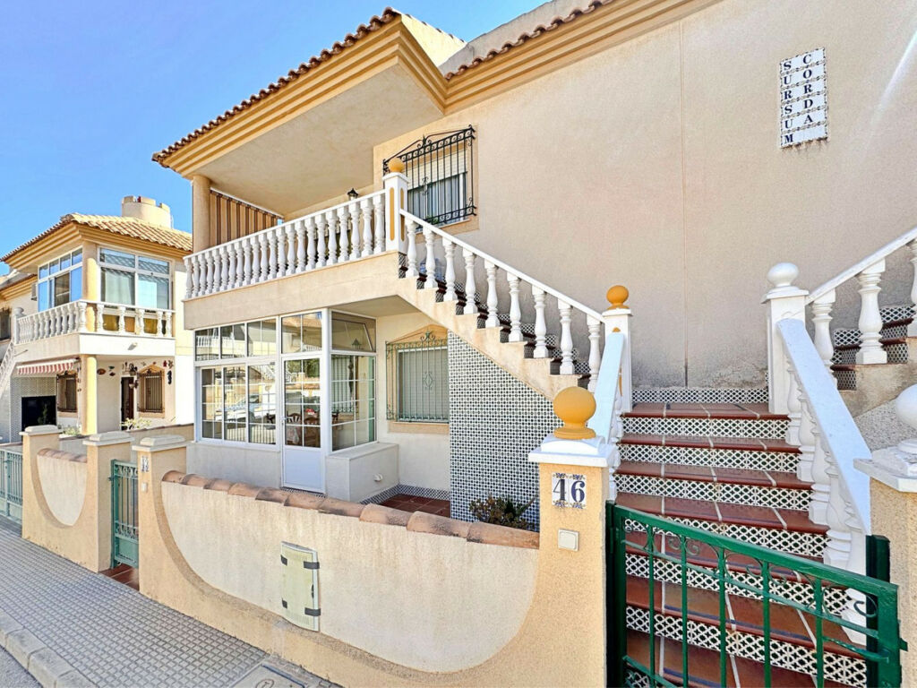 Middle Floor Apartment La Zenia Alicante - image 27