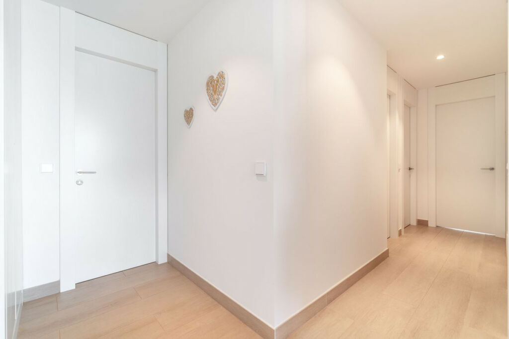 Middle Floor Apartment Benalmadena Málaga - image 28