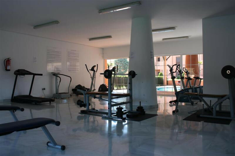 Middle Floor Apartment New Golden Mile Málaga - image 28