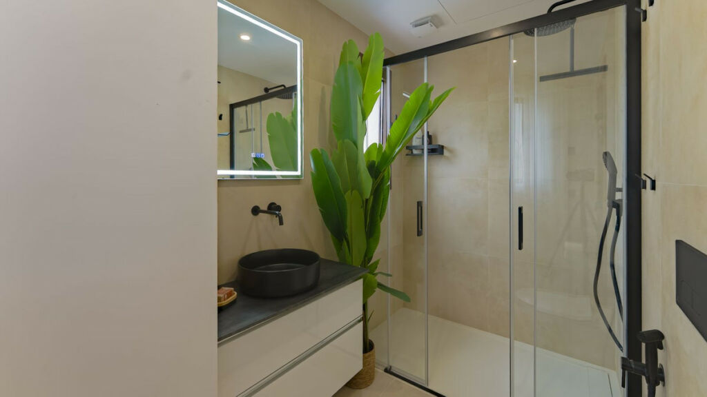 Townhouse Benahavís Málaga - image 28