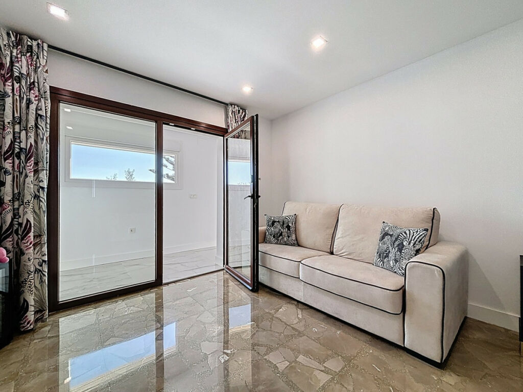 Detached Villa Almayate Málaga - image 28