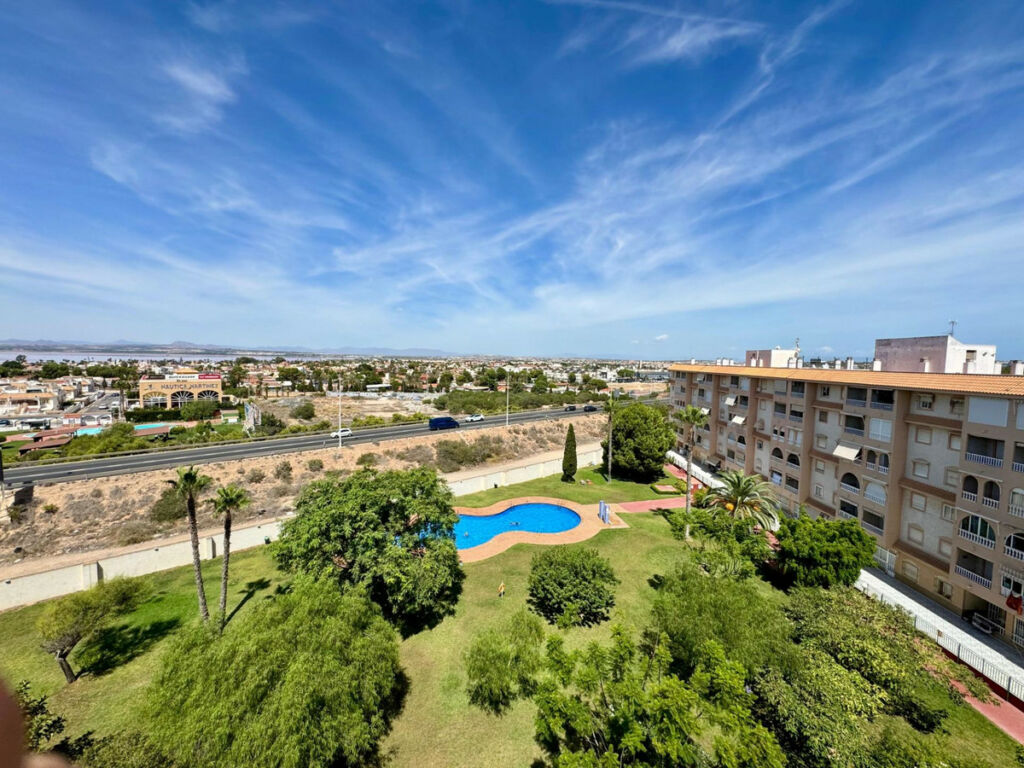 Penthouse Torrevieja Alicante - image 27