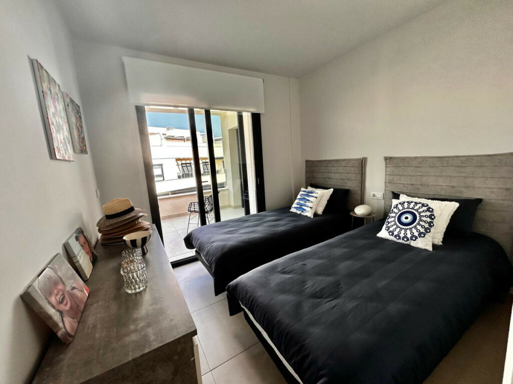 Penthouse Villamartin Alicante - image 28