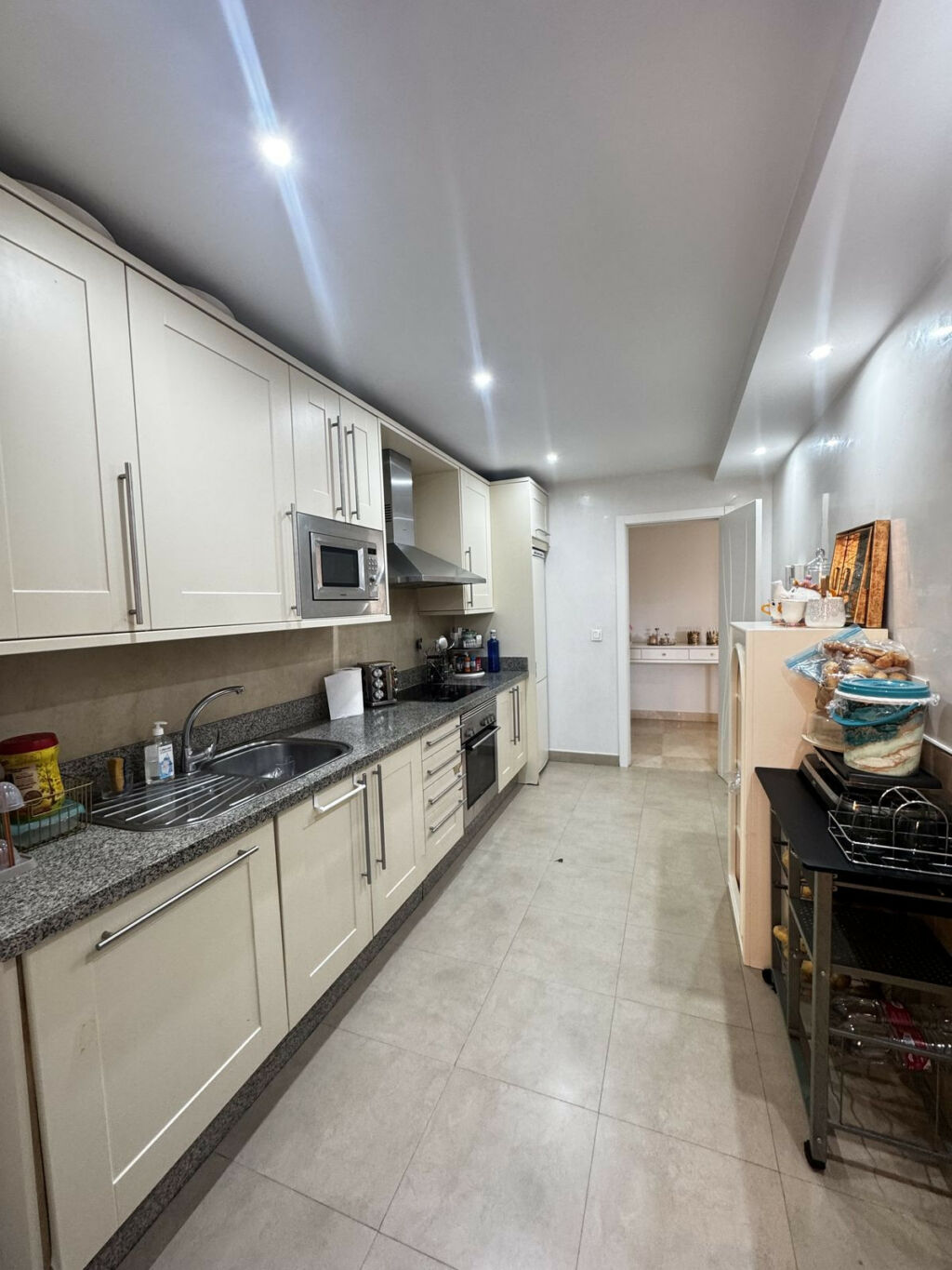 Ground Floor Apartment Benahavís Málaga - image 28