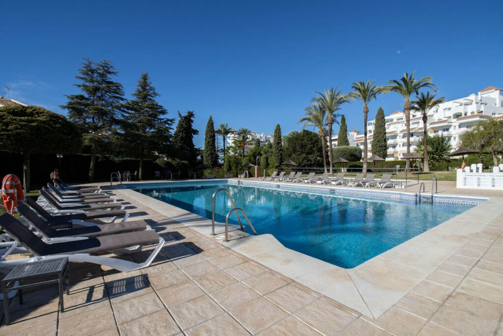 Penthouse Nueva Andalucía Málaga - image 28