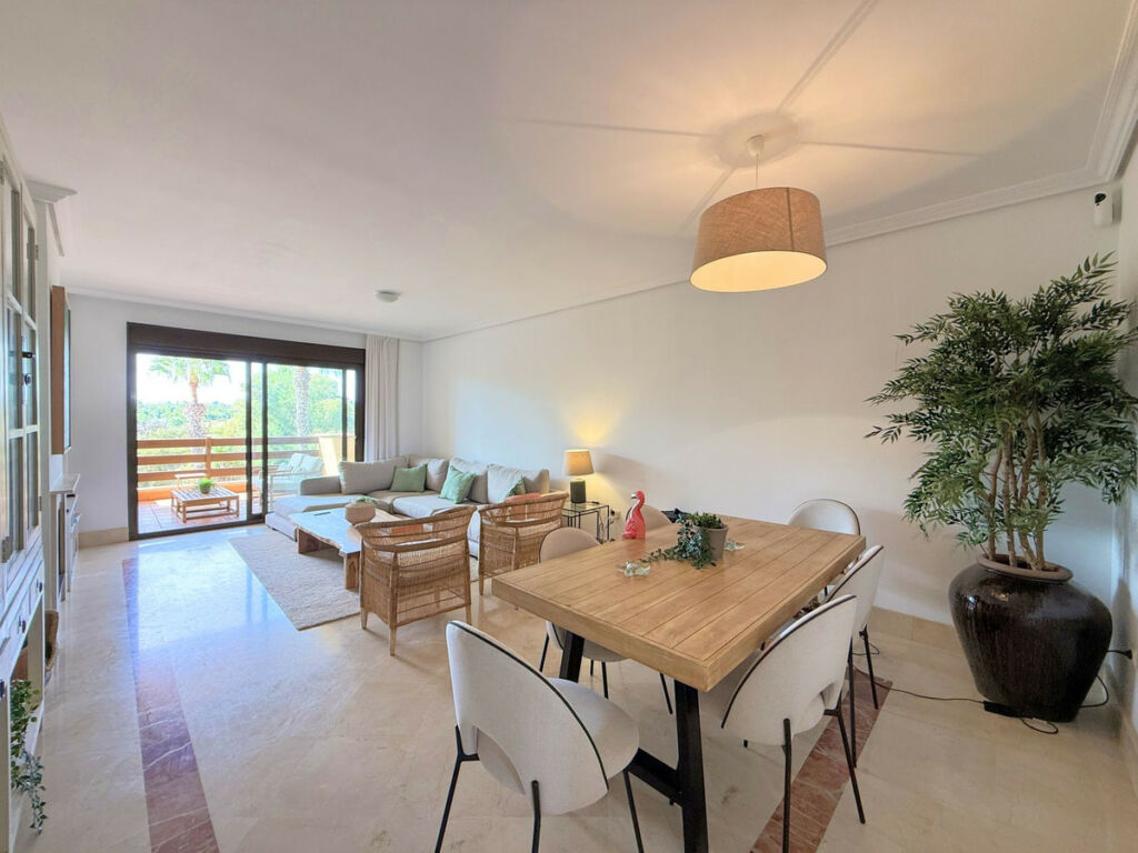 Middle Floor Apartment Sotogrande Puerto Cádiz - image 12