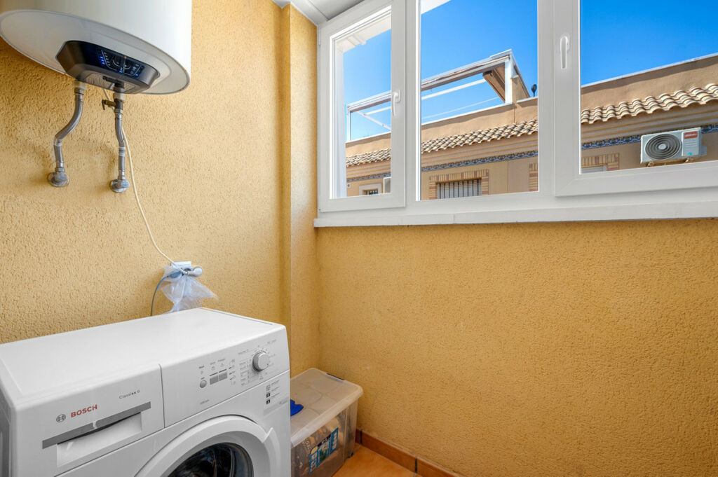 Penthouse Villamartin Alicante - image 28