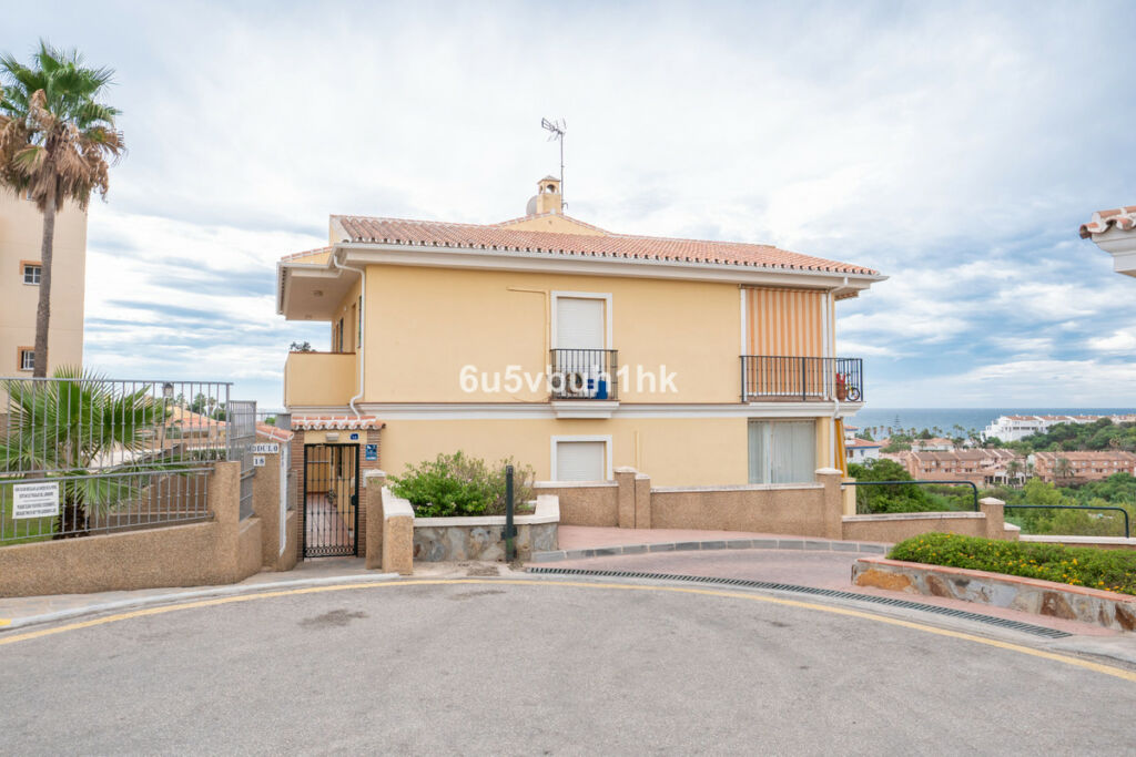 Ground Floor Apartment El Faro Málaga - image 28