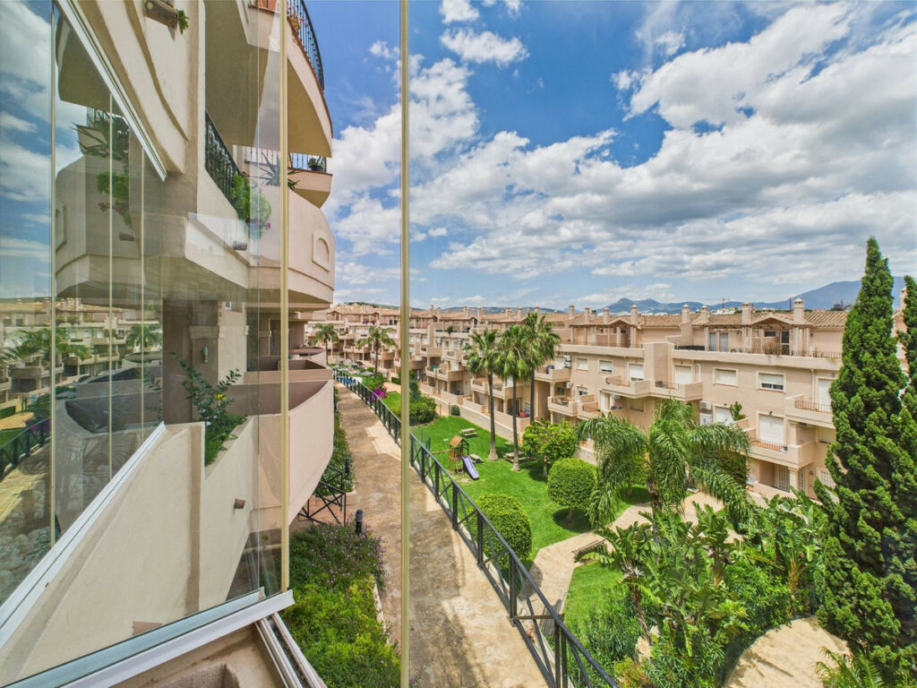 Ground Floor Apartment La Duquesa Málaga - image 28