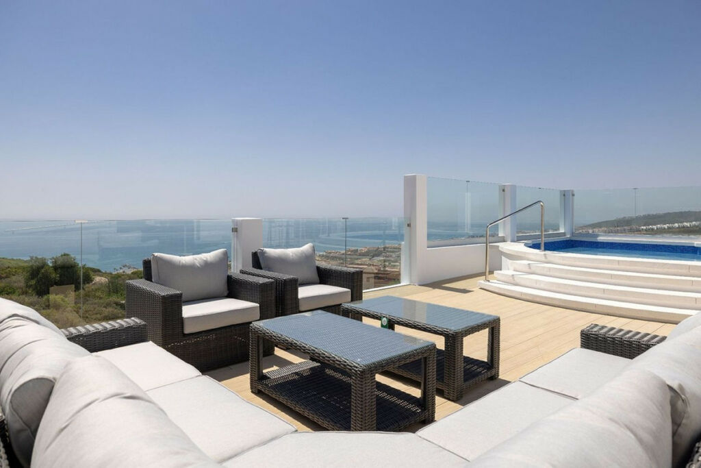 Ground Floor Apartment La Duquesa Málaga - image 28