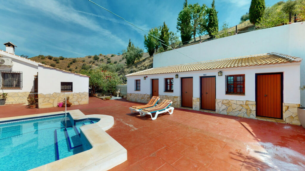 Detached Villa El Borge Málaga - image 28