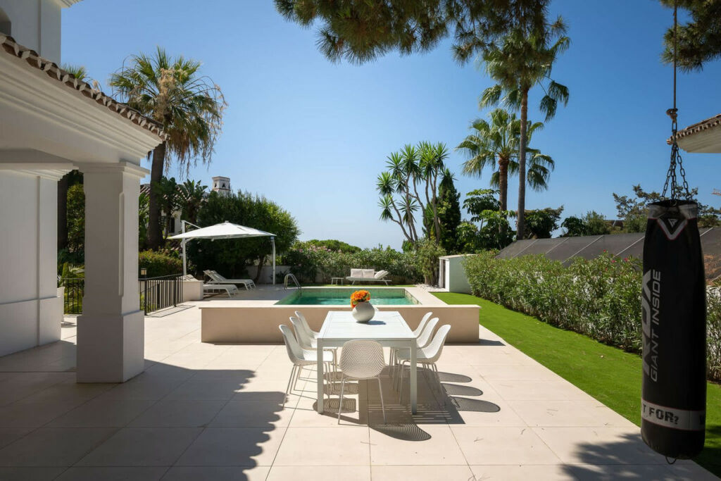 Detached Villa Marbesa Málaga - image 28