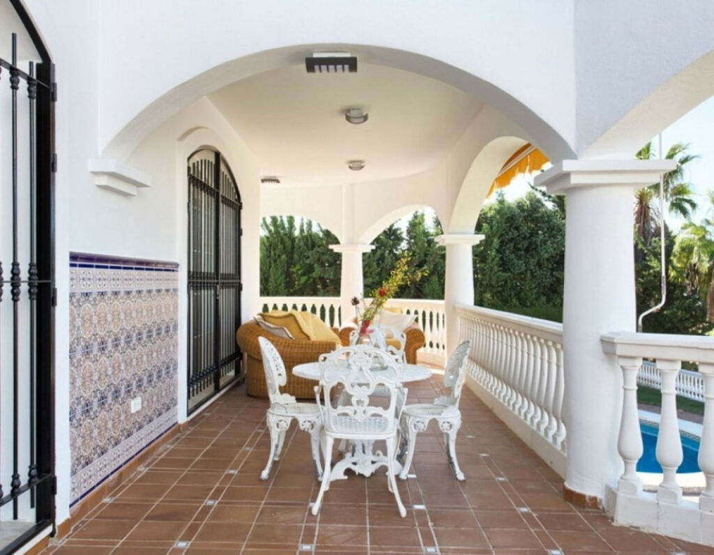 Detached Villa Torrequebrada Málaga - image 28
