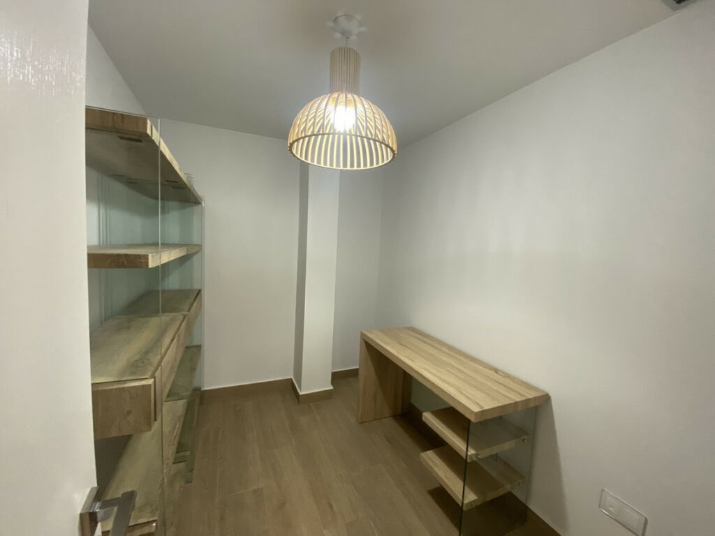 Detached Villa Villamartin Alicante - image 28