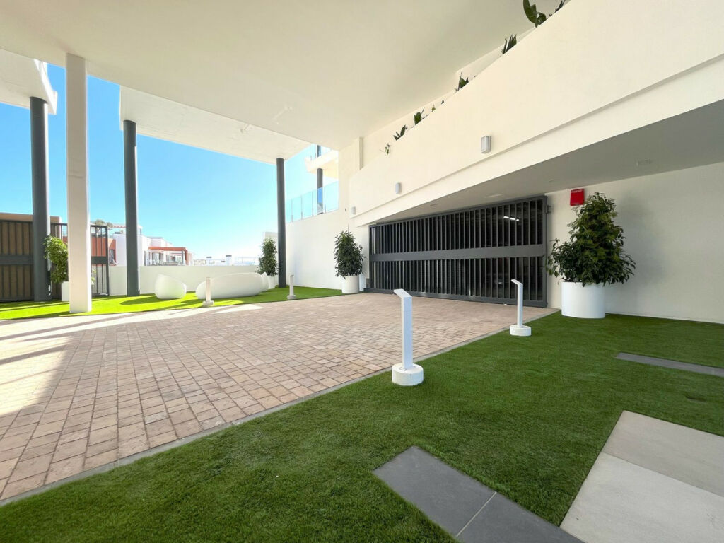 Penthouse Fuengirola Málaga - image 28
