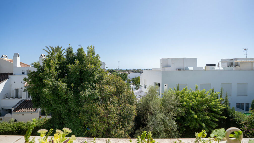 Middle Floor Apartment Marbella Málaga - image 28