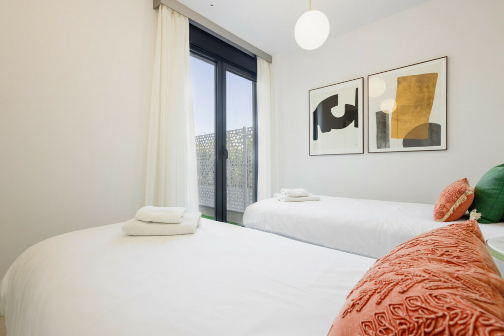 Middle Floor Apartment Estepona Málaga - image 28