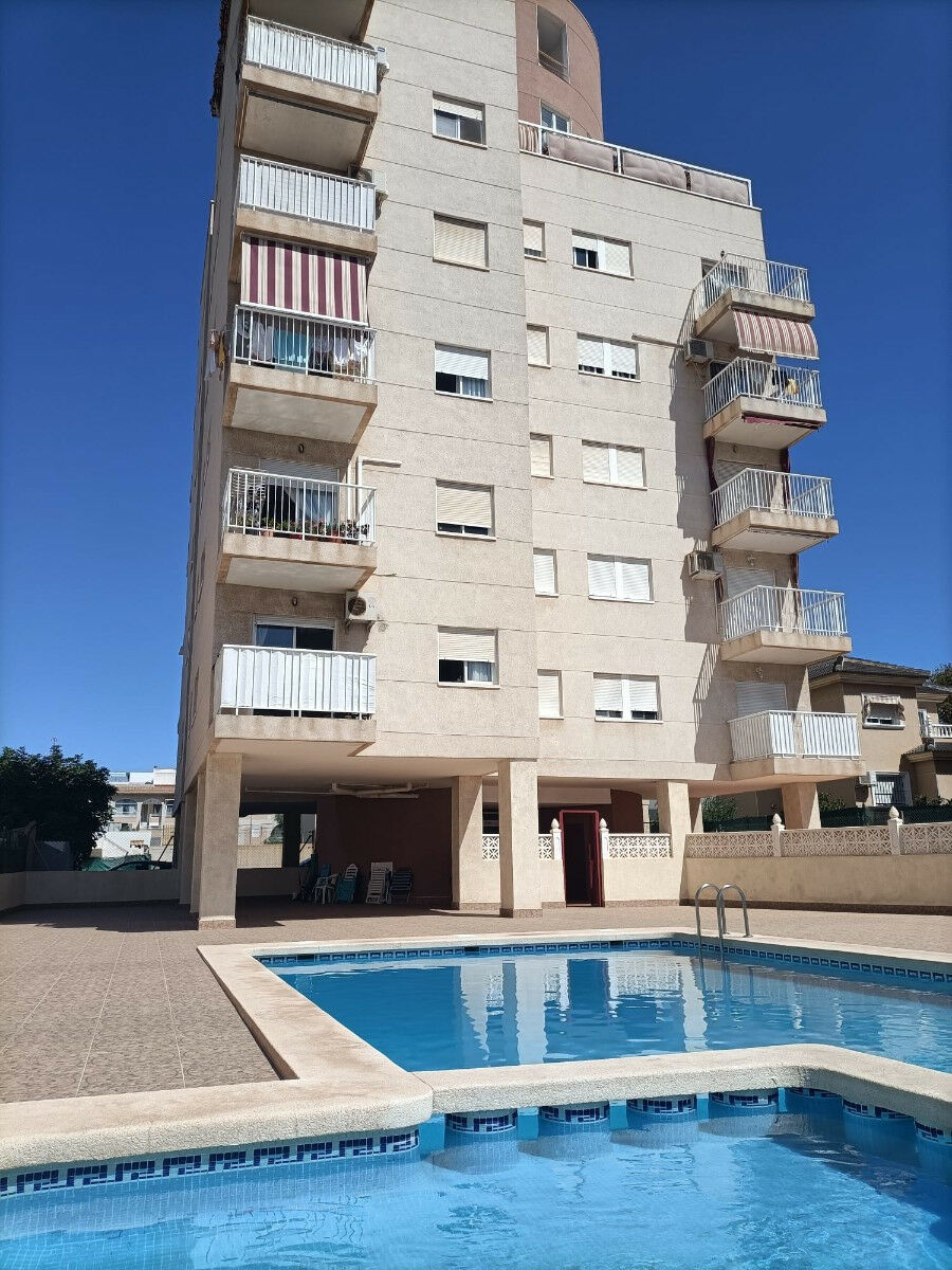 Middle Floor Apartment Torrevieja Alicante - image 28