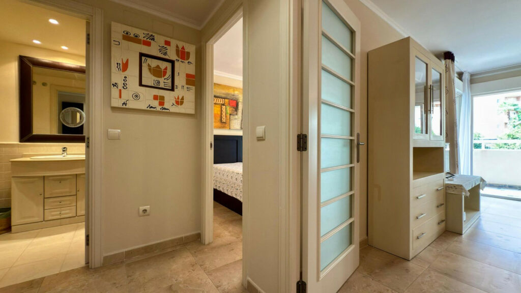 Middle Floor Apartment Villajoyosa Alicante - image 28