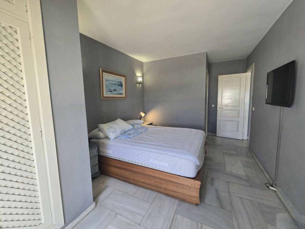 Middle Floor Apartment Benalmadena Costa Málaga - image 16