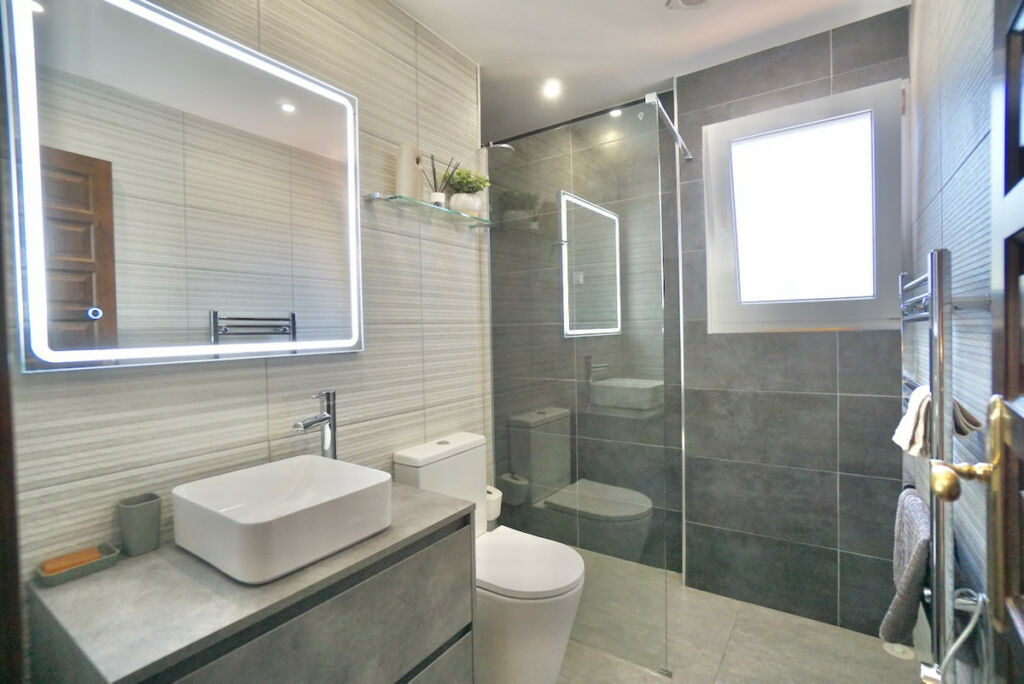 Detached Villa Moraira Alicante - image 28