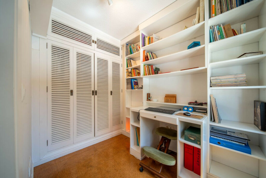 Detached Villa Fuengirola Málaga - image 28