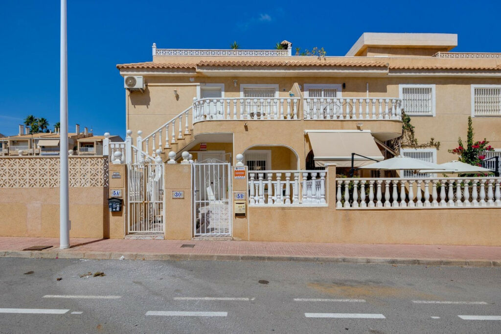 Bungalow Torrevieja Alicante - image 28