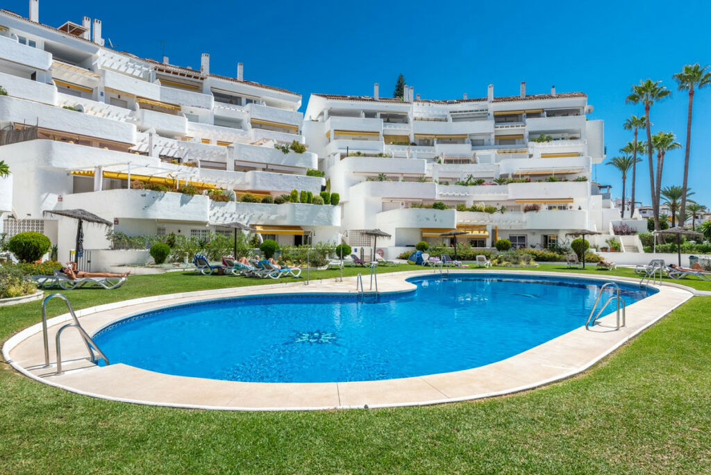 Penthouse Duplex Nueva Andalucía Málaga - image 28