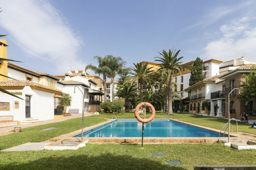 Detached Villa Fuengirola Málaga - image 28