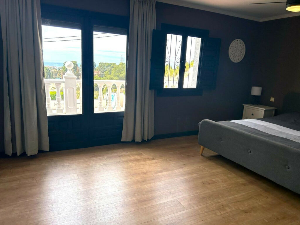 Bungalow Villajoyosa Alicante - image 28