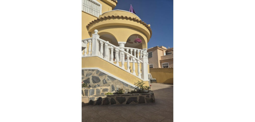 Detached Villa Ciudad Quesada Alicante - image 28