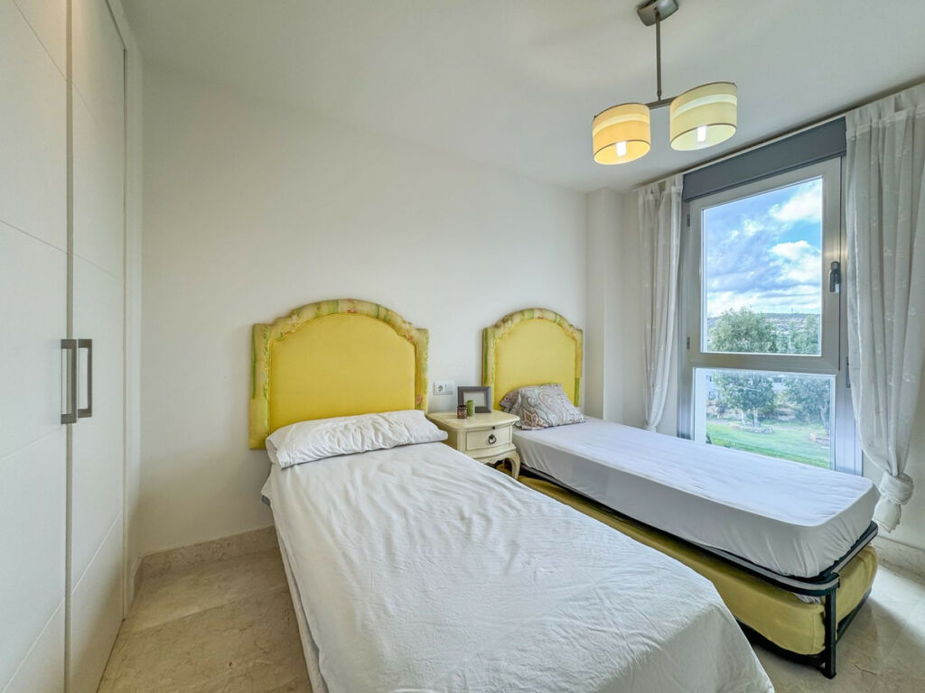 Penthouse Manilva Málaga - image 28