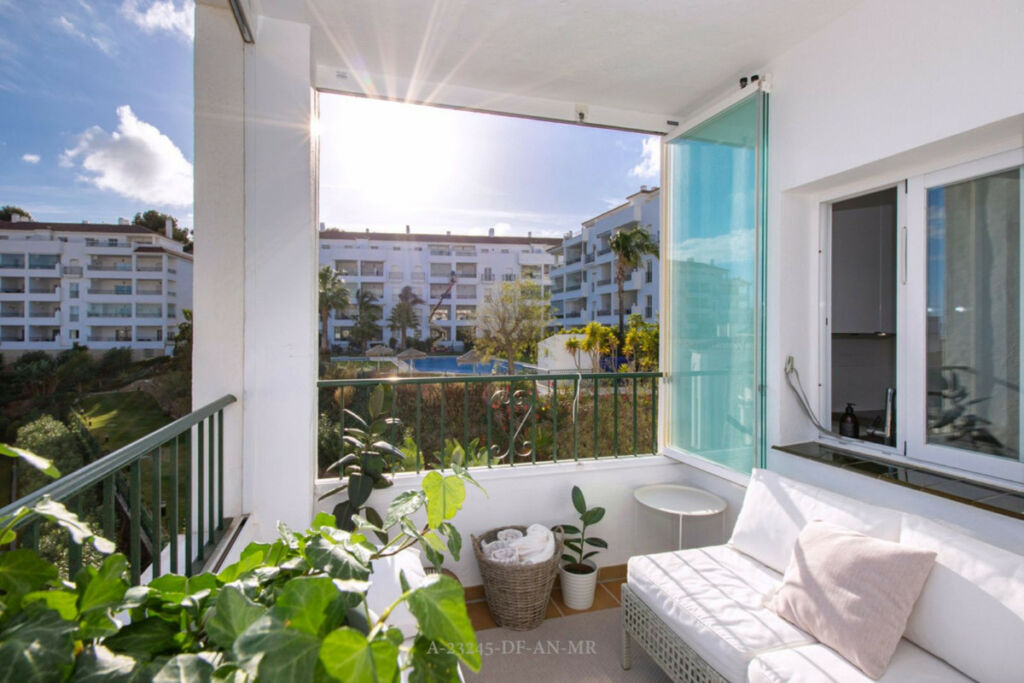 Middle Floor Apartment Miraflores Málaga - image 26