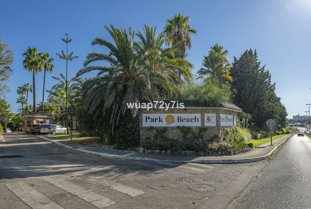 Ground Floor Apartment Estepona Málaga - image 28