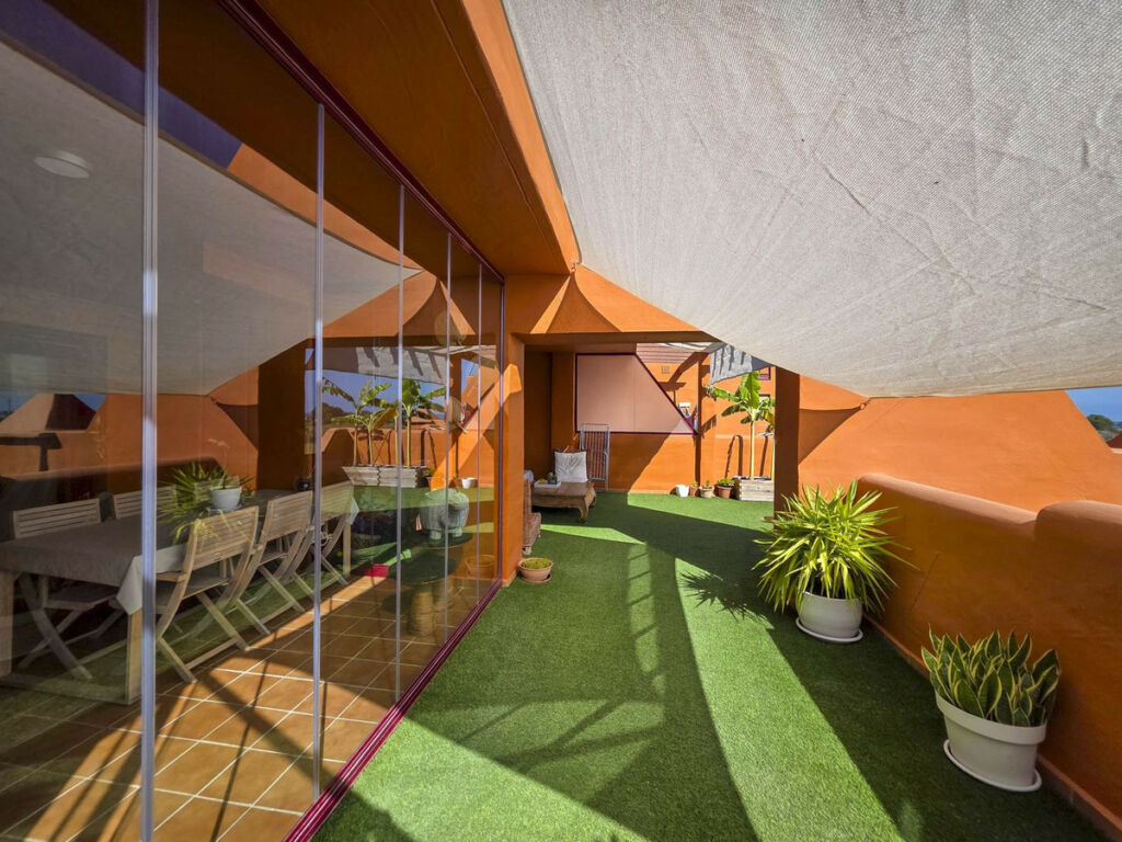 Middle Floor Apartment La Duquesa Málaga - image 28