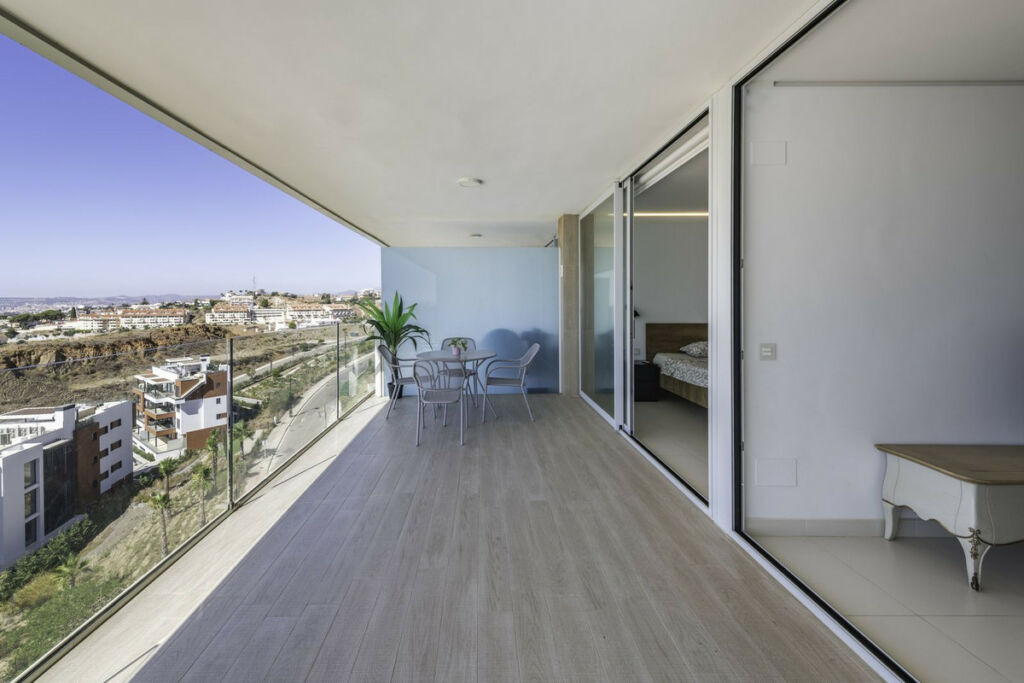 Middle Floor Apartment Higueron Málaga - image 28