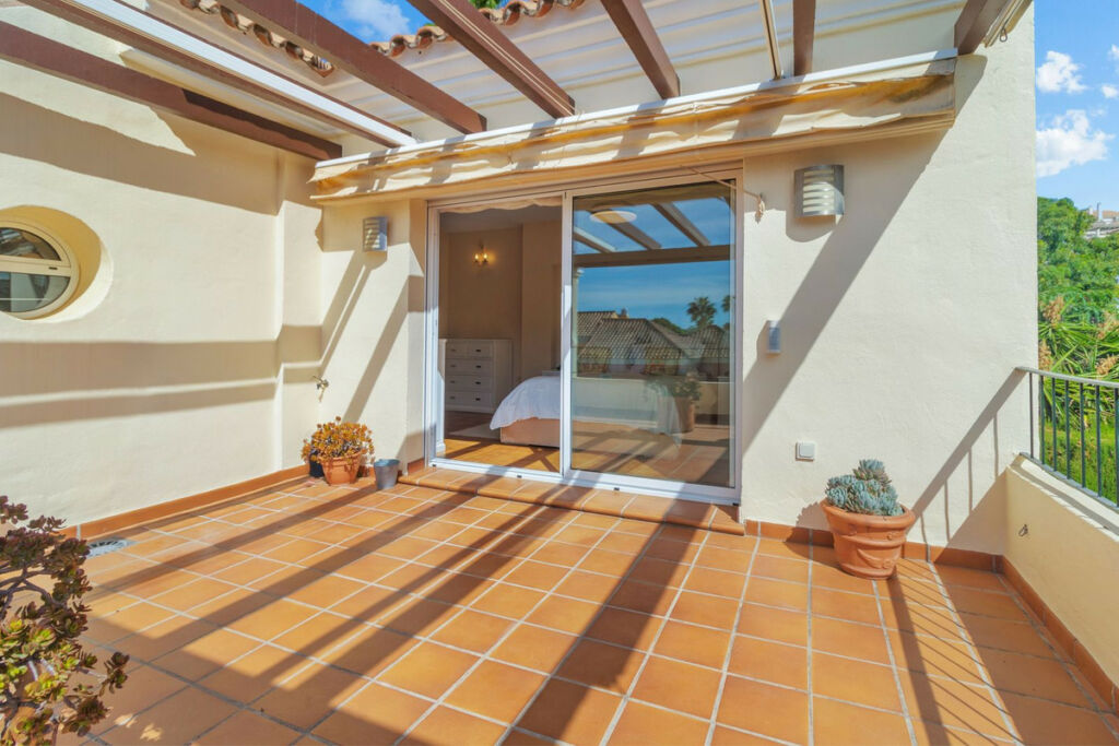 Semi-Detached House Nueva Andalucía Málaga - image 28