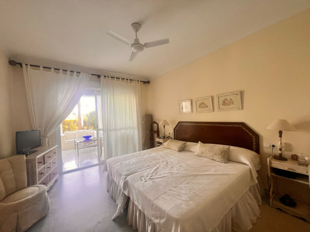 Middle Floor Apartment Guadalmina Baja Málaga - image 27